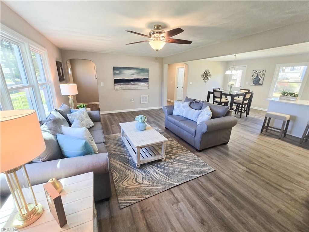 Photo of 823 Jasmine Avenue, Norfolk, VA 23502 (MLS # 10608461)