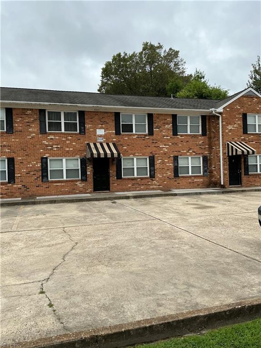 Photo of 2905 Llewellyn Avenue #5, Norfolk, VA 23504 (MLS # 10618593)