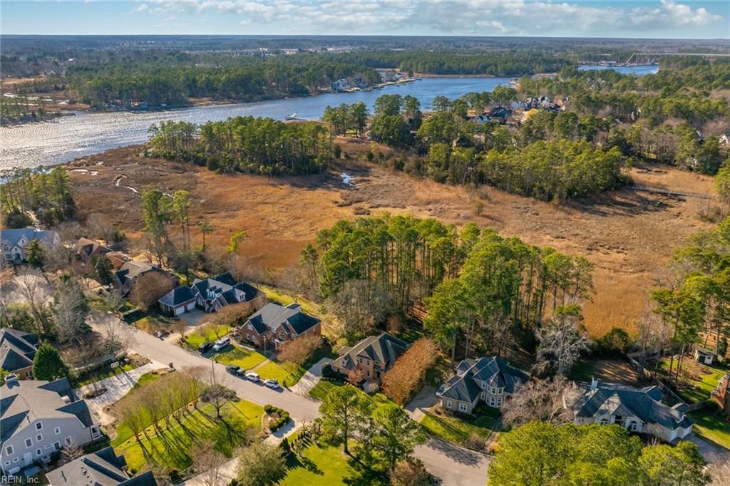 Photo of 713 Watch Island Reach, Chesapeake, VA 23320 (MLS # 10616429)