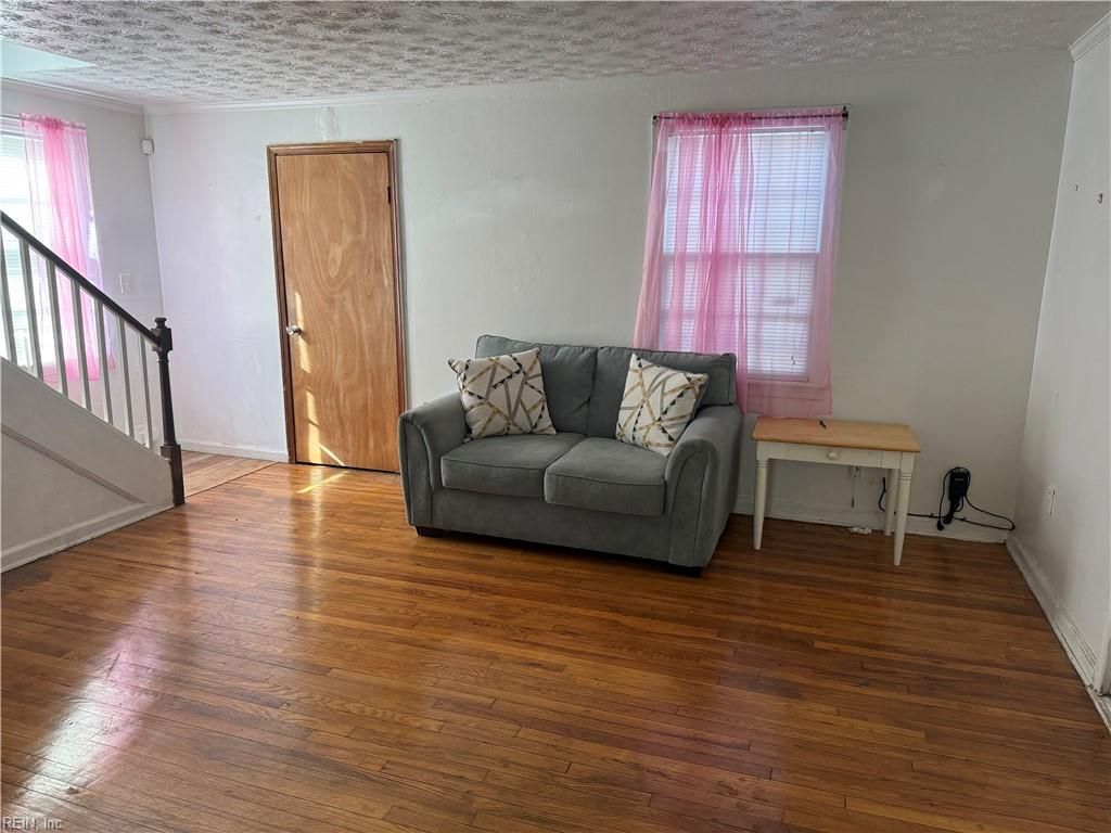 Photo of 1605 Roanoke Avenue, Newport News, VA 23607 (MLS # 10619531)