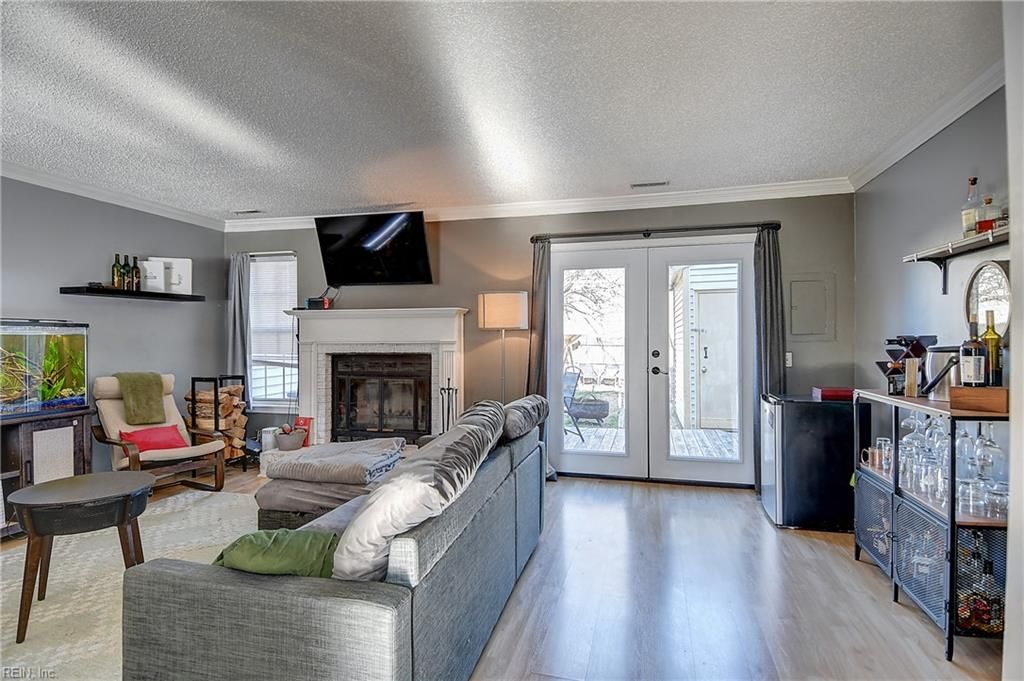 Photo of 823 Spence Cir Cir, Virginia Beach, VA 23462 (MLS # 10615717)