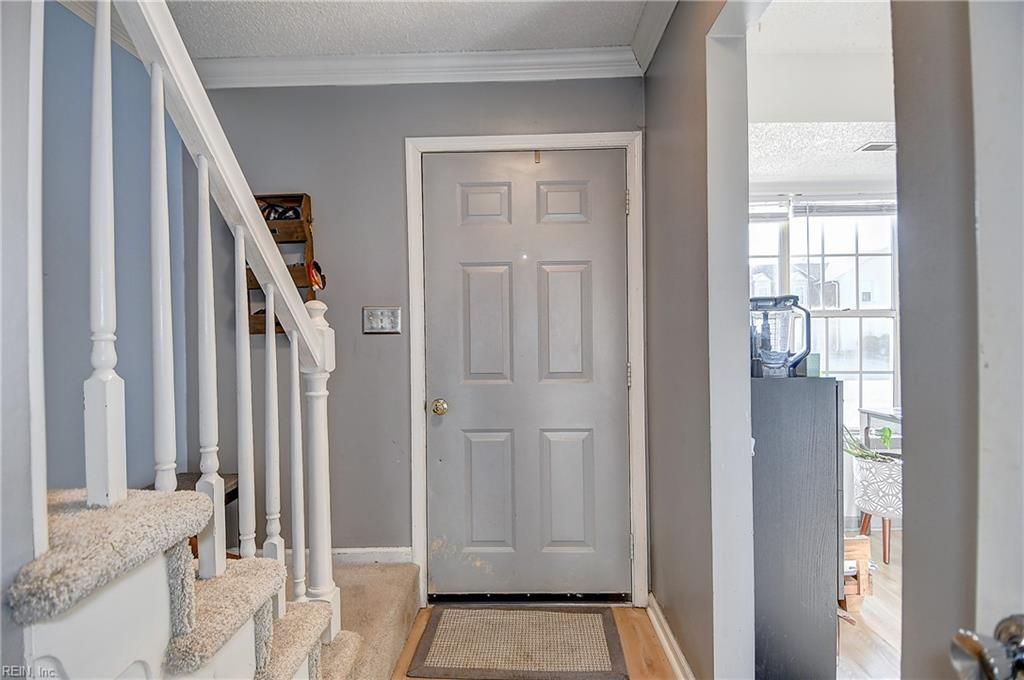 Photo of 823 Spence Cir Cir, Virginia Beach, VA 23462 (MLS # 10615717)