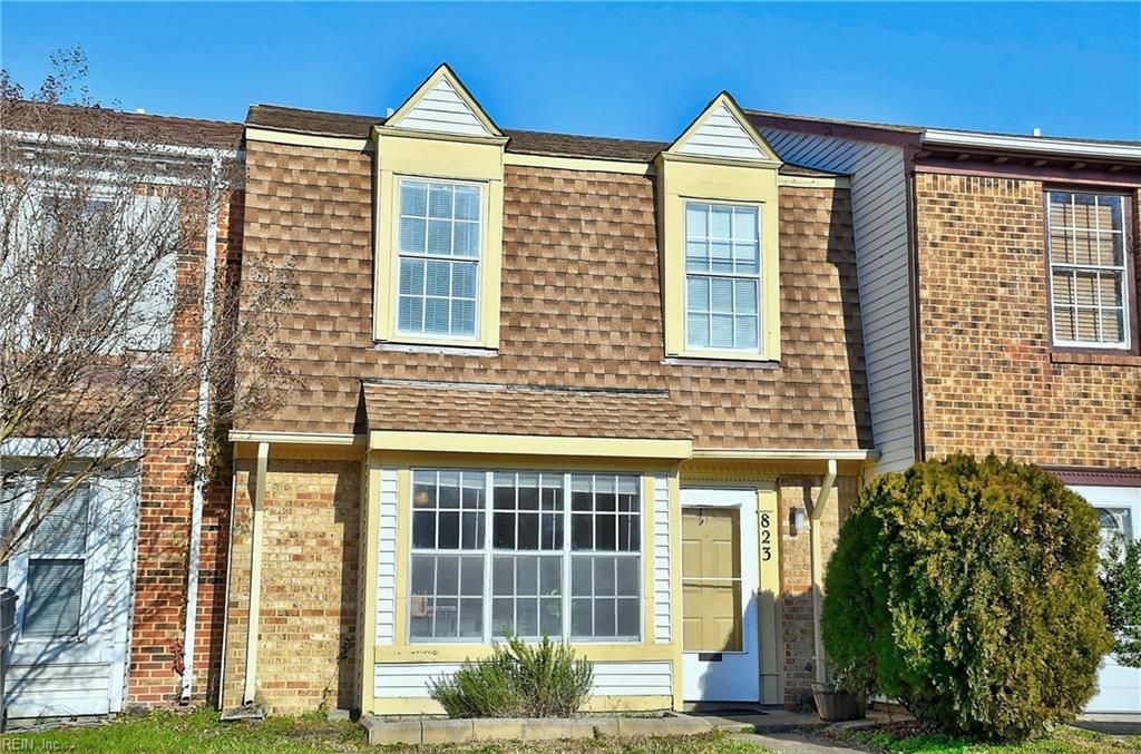 Photo of 823 Spence Cir Cir, Virginia Beach, VA 23462 (MLS # 10615717)