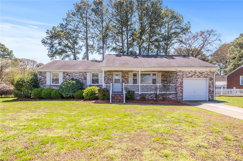 Photo of 4929 W Norfolk Road, Portsmouth, VA 23703 (MLS # 10625896)