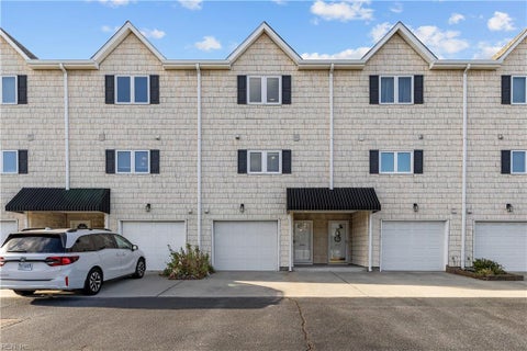 Photo of 3220 Shore Drive, Virginia Beach, VA 23454 (MLS # 10658450)