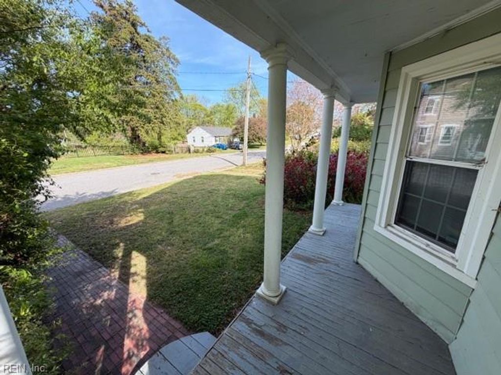 Photo of 43 Claremont Avenue, Hampton, VA 23661 (MLS # 10631448)