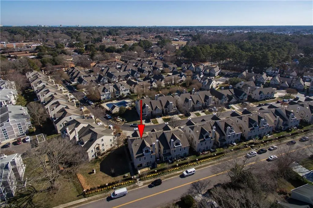 Virginia Beach, Virginia 23454, United States, 2 Bedrooms Bedrooms, ,3 BathroomsBathrooms,Residential,Active,181730