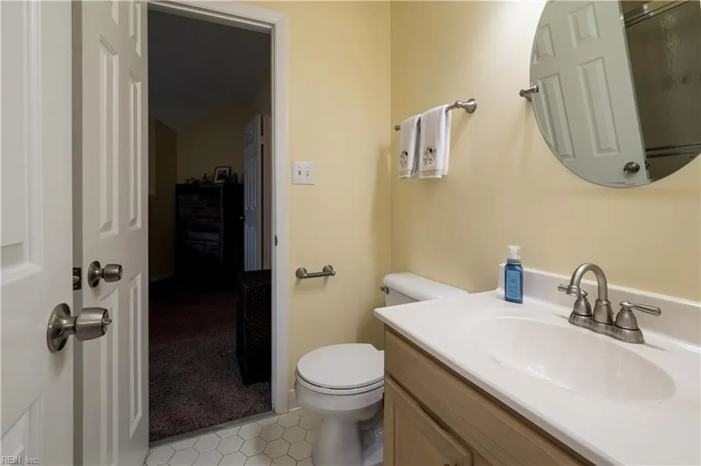 Virginia Beach, Virginia 23454, United States, 2 Bedrooms Bedrooms, ,3 BathroomsBathrooms,Residential,Active,181730