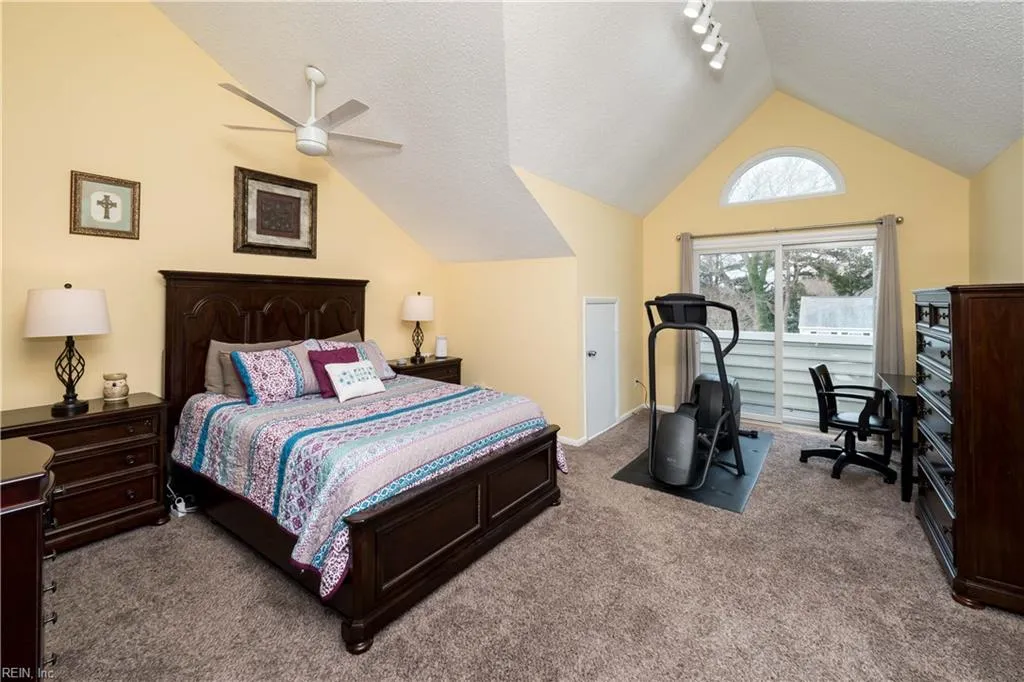 Virginia Beach, Virginia 23454, United States, 2 Bedrooms Bedrooms, ,3 BathroomsBathrooms,Residential,Active,181730