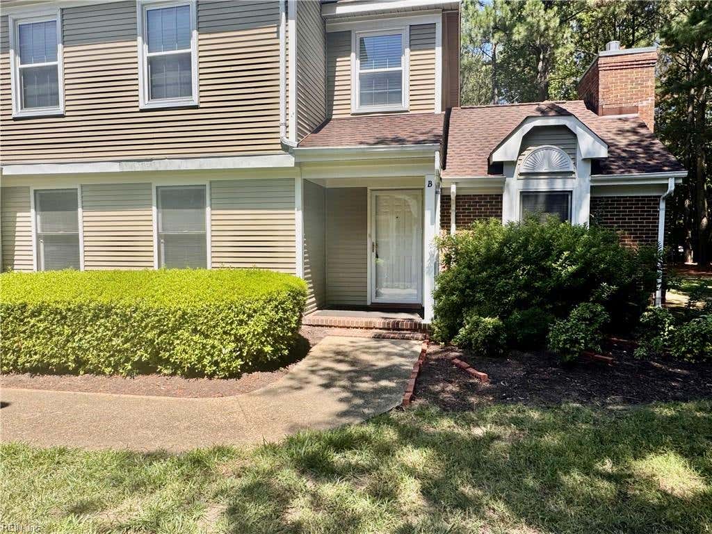 Photo of 901 Bridge Crossing Drive #B, Yorktown, VA 23692 (MLS # 10648159)