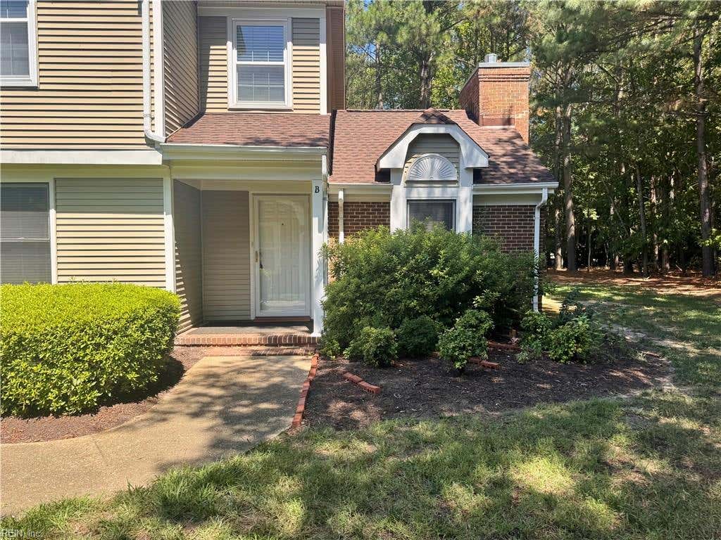 Photo of 901 Bridge Crossing Drive #B, Yorktown, VA 23692 (MLS # 10648159)