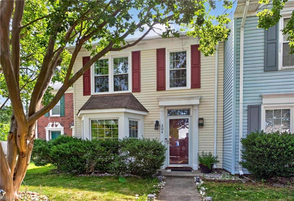 Photo of 204 Arabian Circle, Yorktown, VA 23693 (MLS # 10640313)