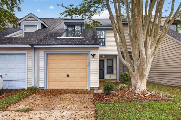 323 ELDERWOOD CT, VIRGINIA BEACH, VA 23462 - Image 60f84fd1e2e6e30237b7a1ca25d6db43/2393045861
