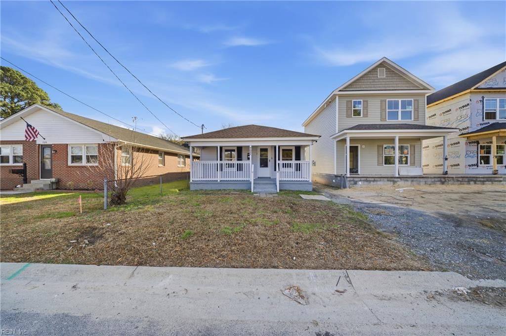 Photo of 727 Brook Avenue, Suffolk, VA 23434 (MLS # 10613337)