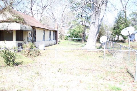 Photo of 5908 Campbell Street, Portsmouth, VA 23703 (MLS # 10623435)