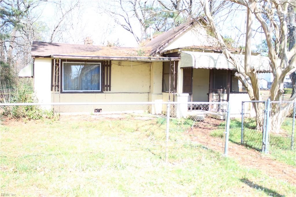 Photo of 5908 Campbell Street, Portsmouth, VA 23703 (MLS # 10623435)