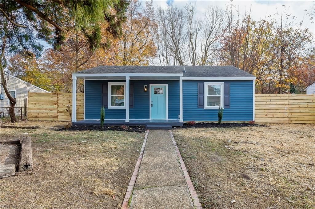 Photo of 5007 81st Street, Hampton, VA 23605 (MLS # 10611949)