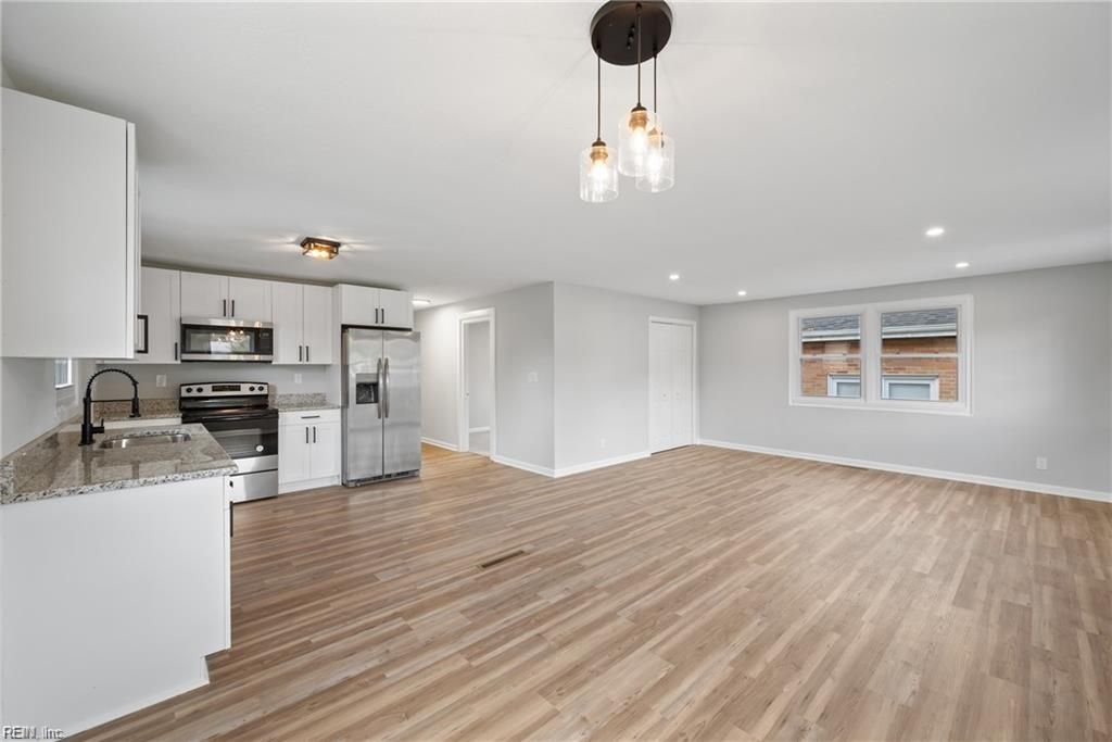 Photo of 2810 Roanoke Avenue, Portsmouth, VA 23704 (MLS # 10620342)