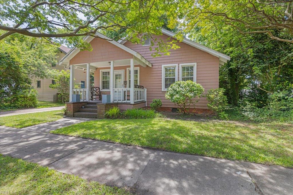 Photo of 1341 Melrose Parkway, Norfolk, VA 23508 (MLS # 10638398)