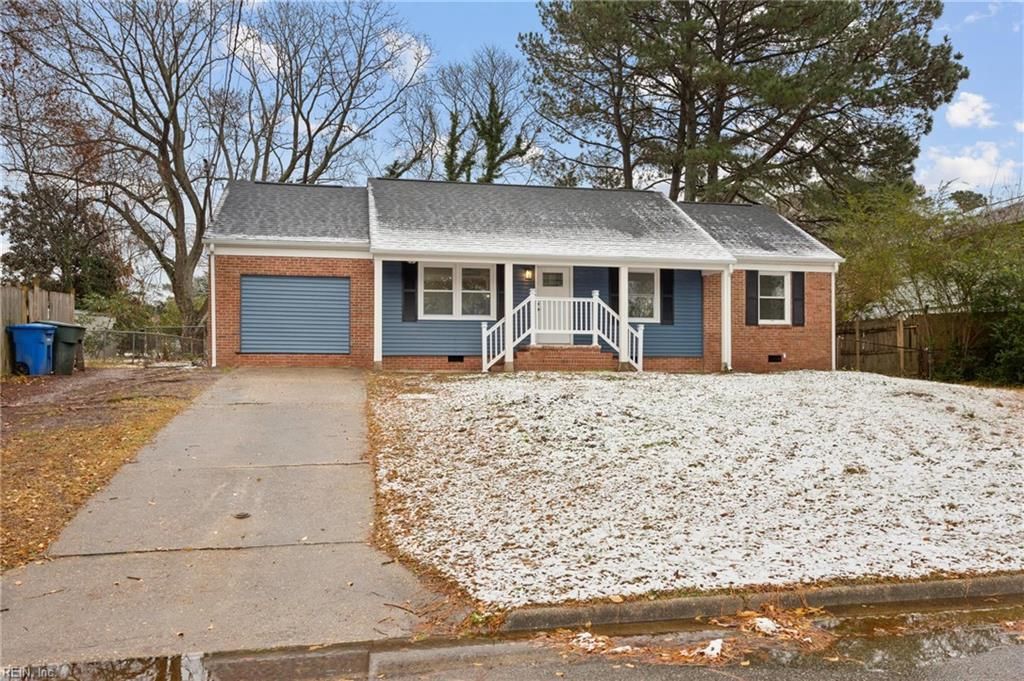 Photo of 426 Nicewood Dr Drive, Newport News, VA 23602 (MLS # 10618699)