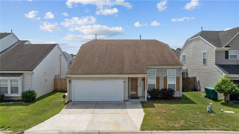 Photo of 148 Graystone Trace, Suffolk, VA 23435 (MLS # 10627189)