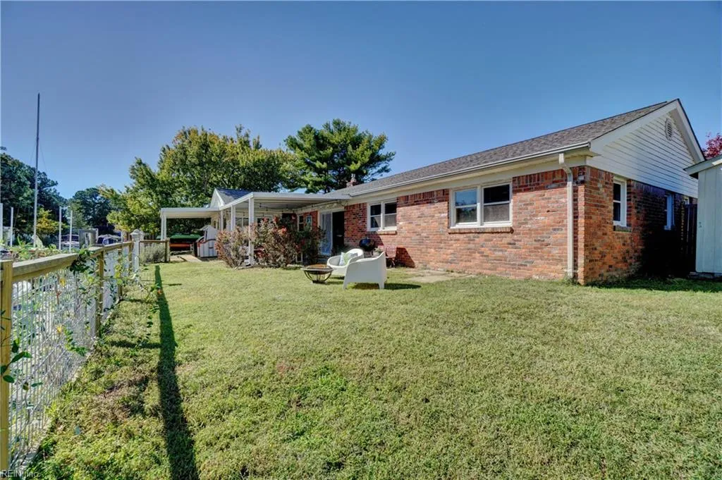 Virginia Beach, Virginia 23451, United States, 3 Bedrooms Bedrooms, ,2 BathroomsBathrooms,Residential,Active,232612