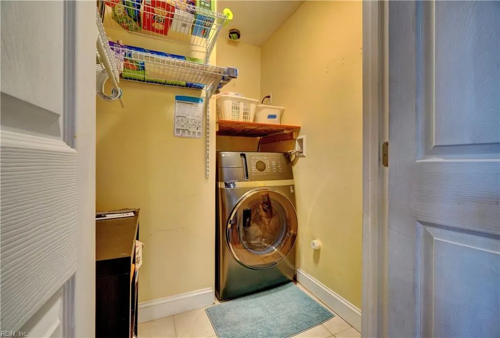 Virginia Beach, Virginia 23451, United States, 3 Bedrooms Bedrooms, ,2 BathroomsBathrooms,Residential,Active,232612