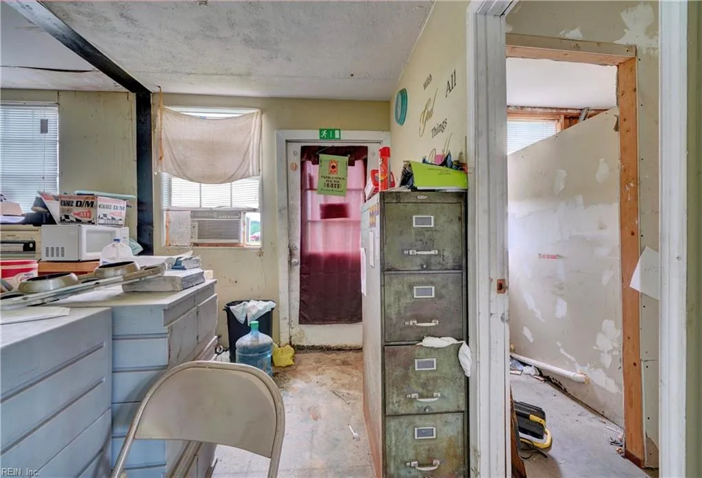 Ivor, Virginia 23866, United States, ,Commercial,Active,168486