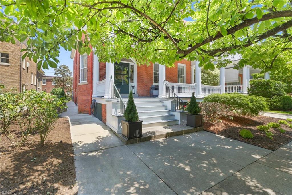 540 Pembroke Avenue