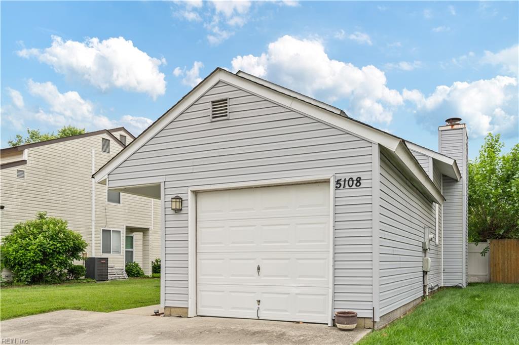 5108 Egton CT