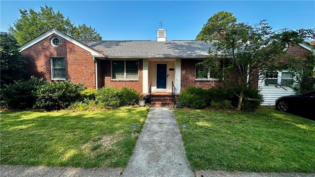 Photo of 6301 Monroe Place, Norfolk, VA 23508 (MLS # 10642878)