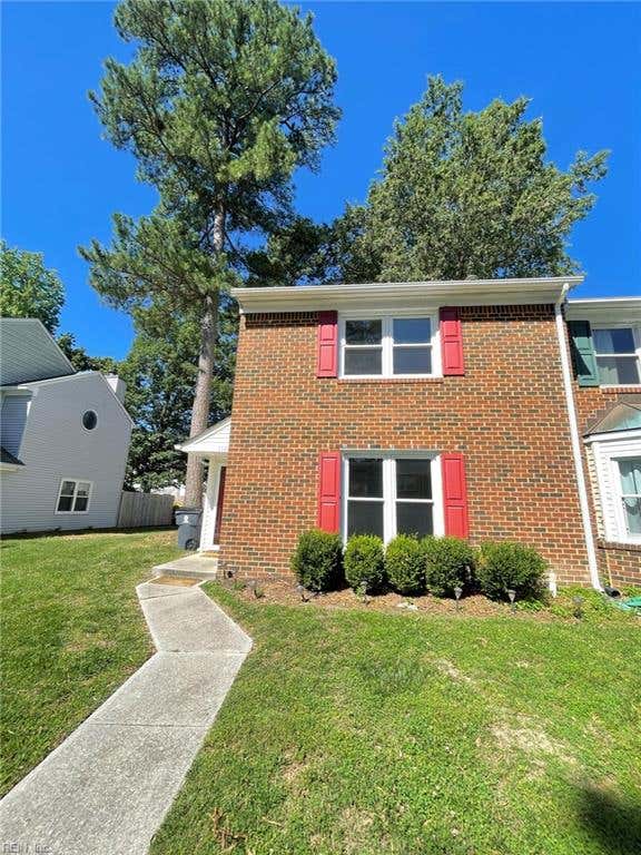 Photo of 110 Kingsbridge Lane, Yorktown, VA 23692 (MLS # 10638452)