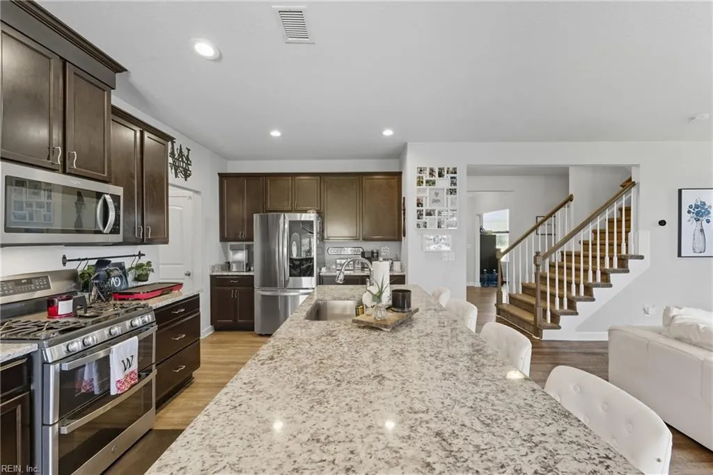 Chesapeake, Virginia 23323, United States, 4 Bedrooms Bedrooms, ,3 BathroomsBathrooms,Residential,Active,221470