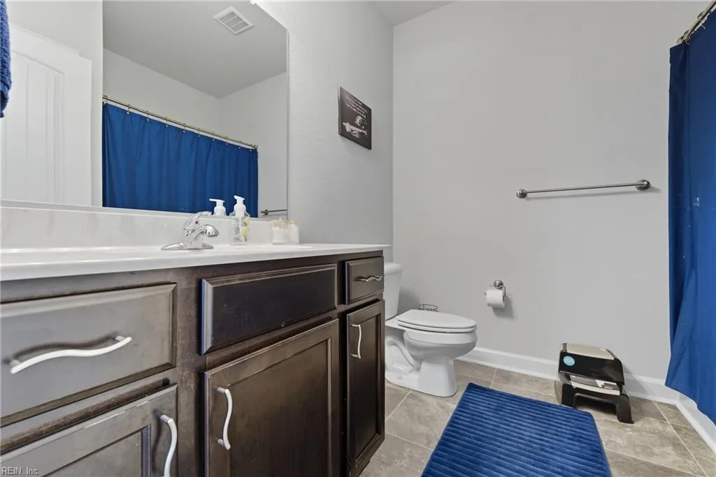 Chesapeake, Virginia 23323, United States, 4 Bedrooms Bedrooms, ,3 BathroomsBathrooms,Residential,Active,221470