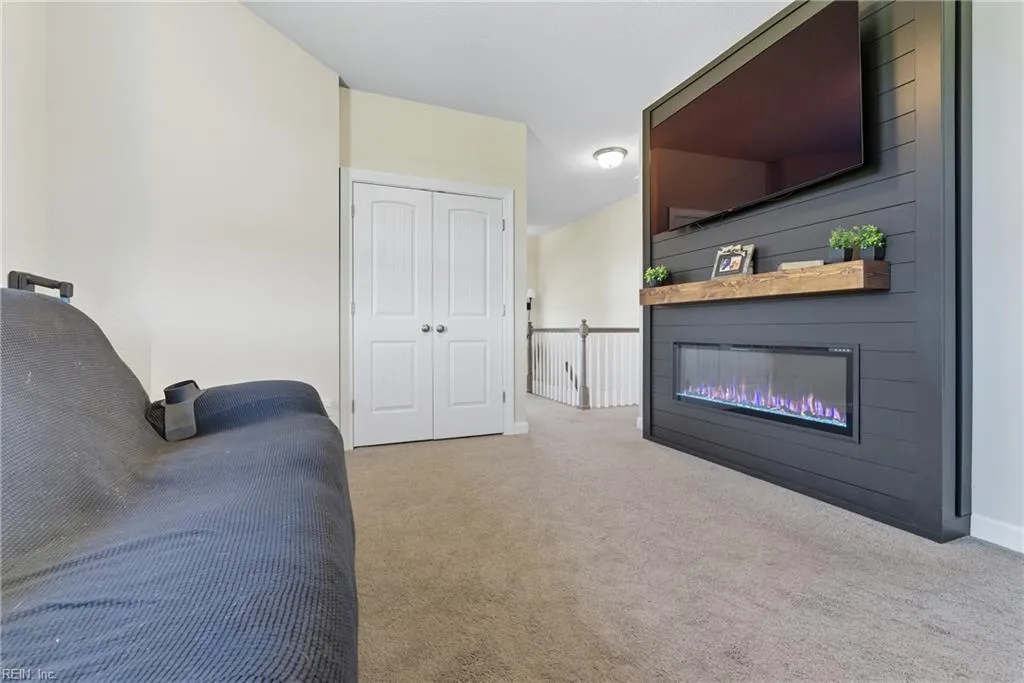 Chesapeake, Virginia 23323, United States, 4 Bedrooms Bedrooms, ,3 BathroomsBathrooms,Residential,Active,221470