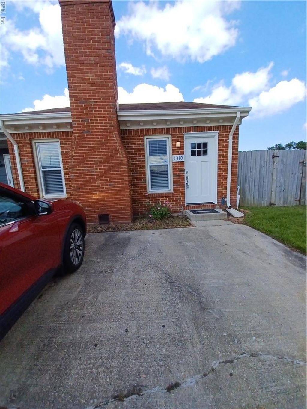 Photo of 1310 Pershing Court, Virginia Beach, VA 23453 (MLS # 10622989)