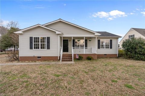 Photo of 146 Canaan View Lane, Surry, VA 23883 (MLS # 10622765)