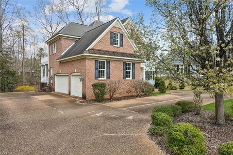 Single Family Residence in Williamsburg VA 204 Monifieth 42.jpg