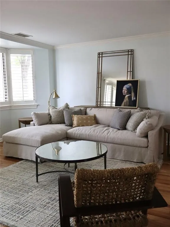 Norfolk, Virginia 23510, United States, 2 Bedrooms Bedrooms, ,3 BathroomsBathrooms,Residential,Active,224029