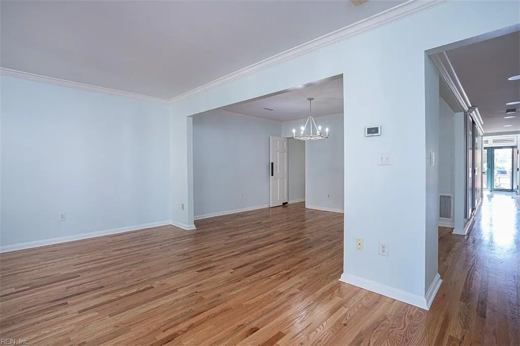 Norfolk, Virginia 23510, United States, 2 Bedrooms Bedrooms, ,3 BathroomsBathrooms,Residential,Active,224029