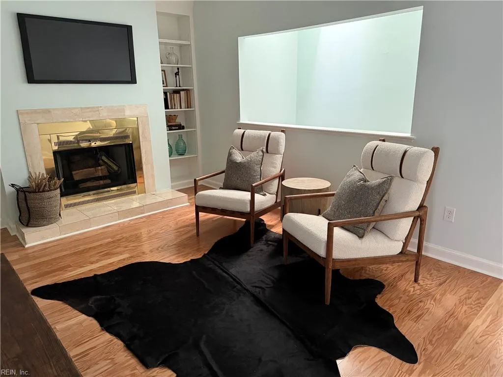 Norfolk, Virginia 23510, United States, 2 Bedrooms Bedrooms, ,3 BathroomsBathrooms,Residential,Active,224029