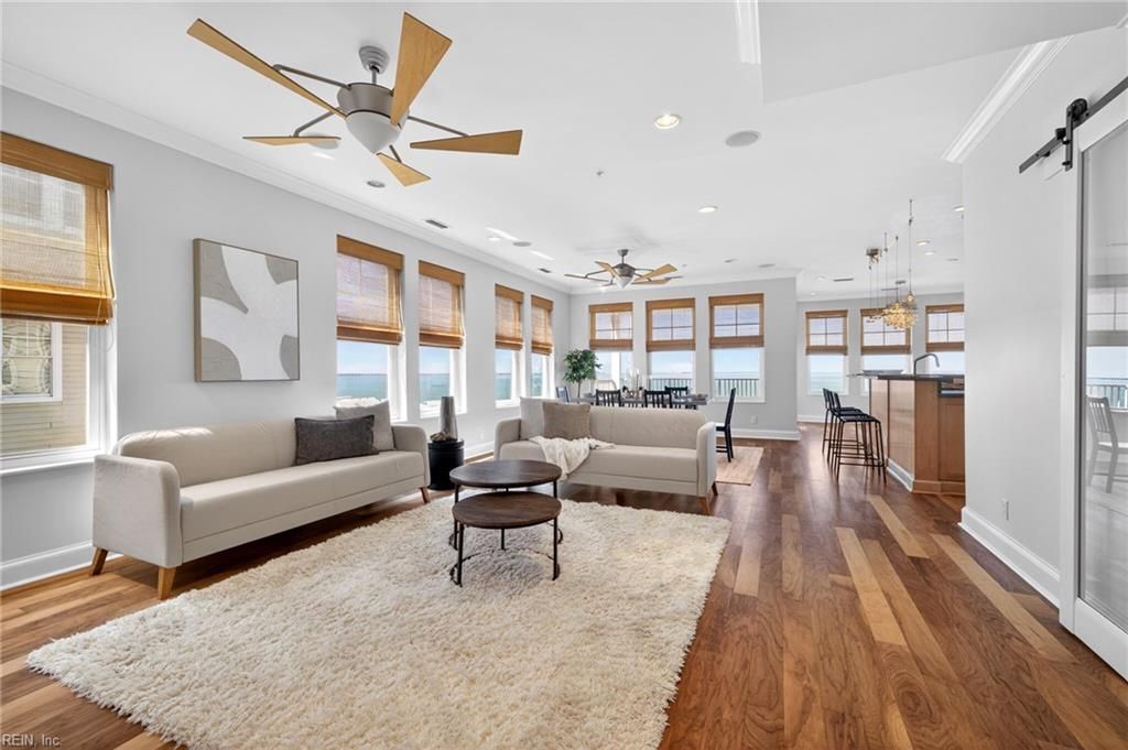 Photo of 3800 Dupont Circle #505, Virginia Beach, VA 23455 (MLS # 10630662)