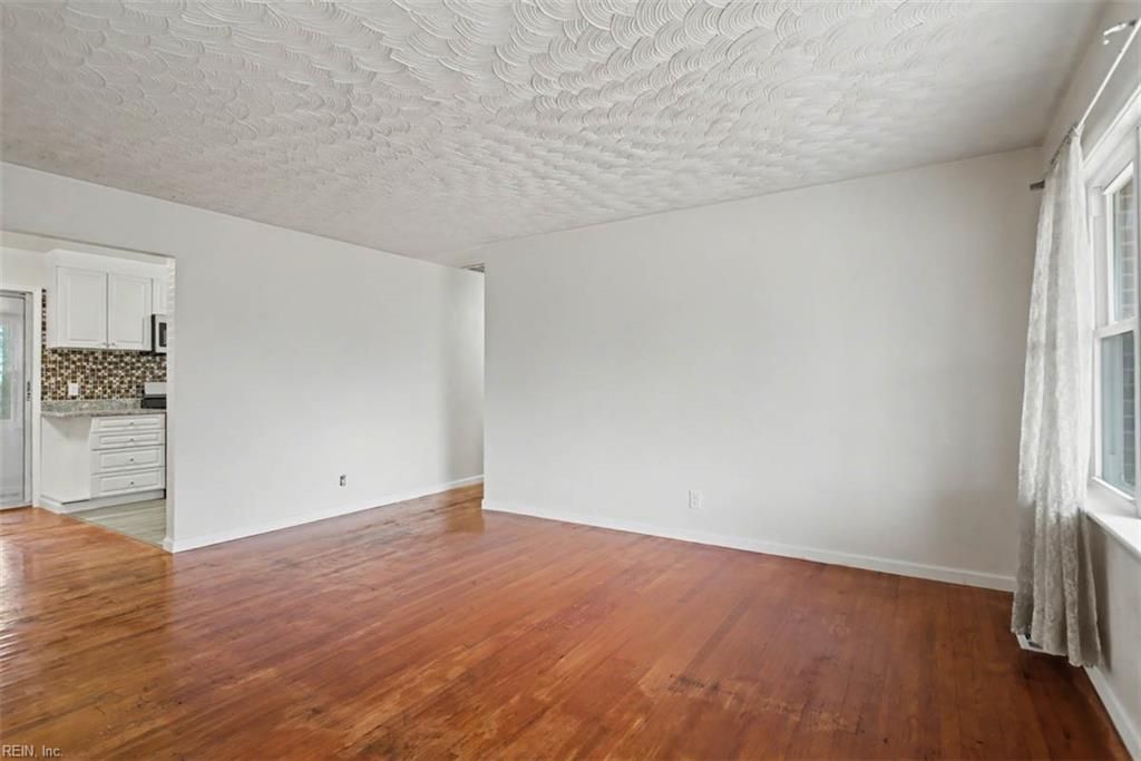 Photo of 911 Taft Drive, Portsmouth, VA 23701 (MLS # 10622971)