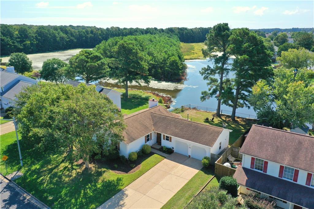 745 Casual CT