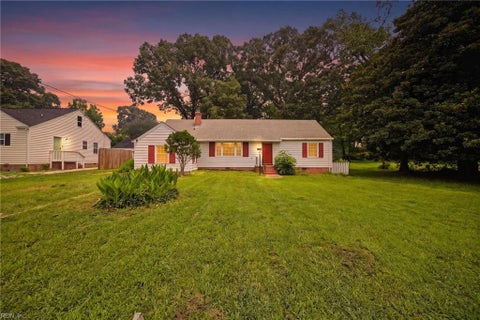 Photo of 913 Jackson Drive, Williamsburg, VA 23185 (MLS # 10644817)