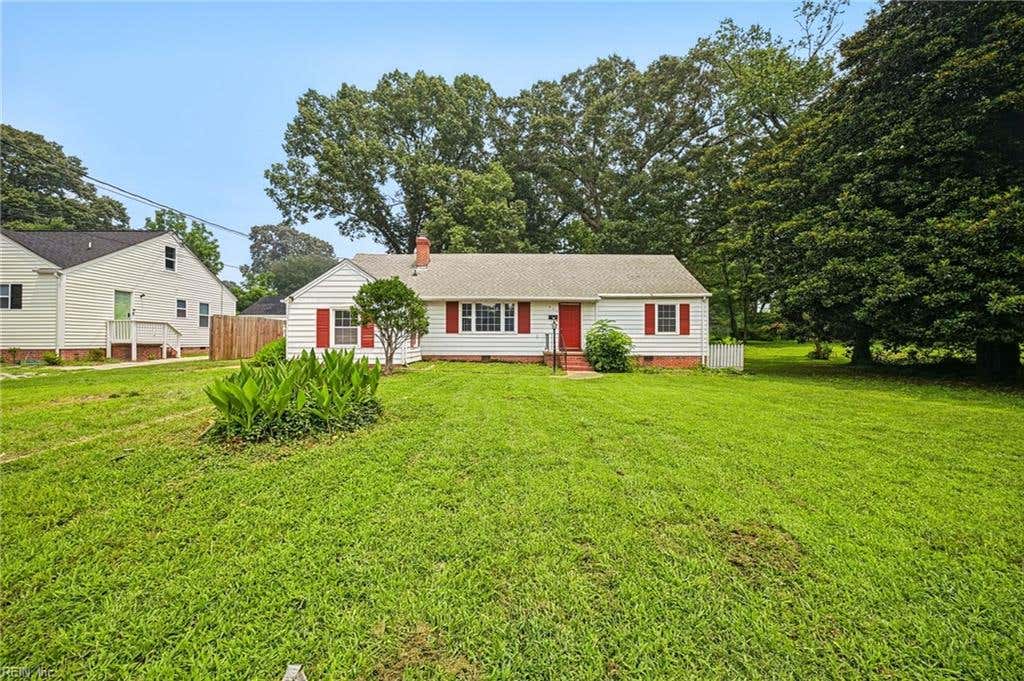 Photo of 913 Jackson Drive, Williamsburg, VA 23185 (MLS # 10644817)