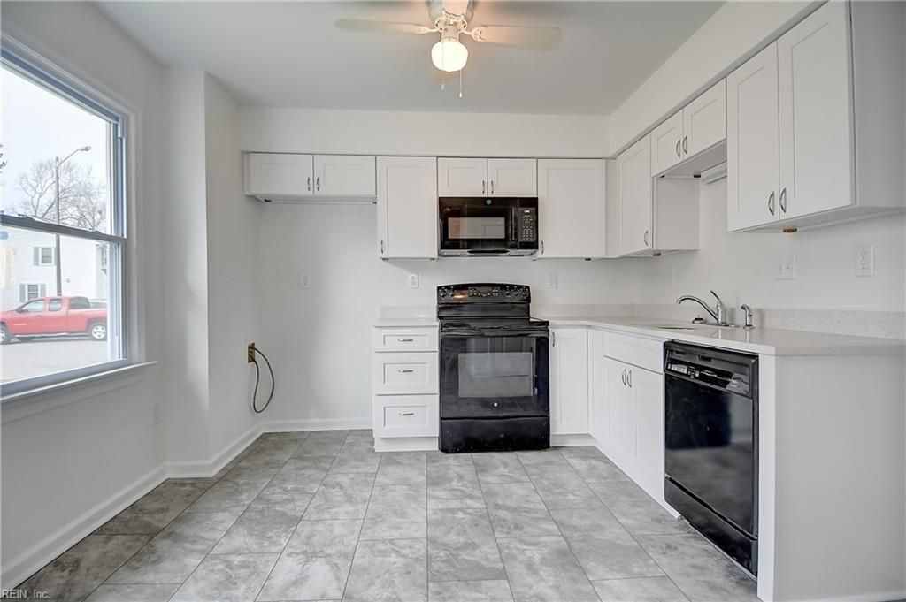 Photo of 1 Romsey Circle, Chesapeake, VA 23320 (MLS # 10616601)