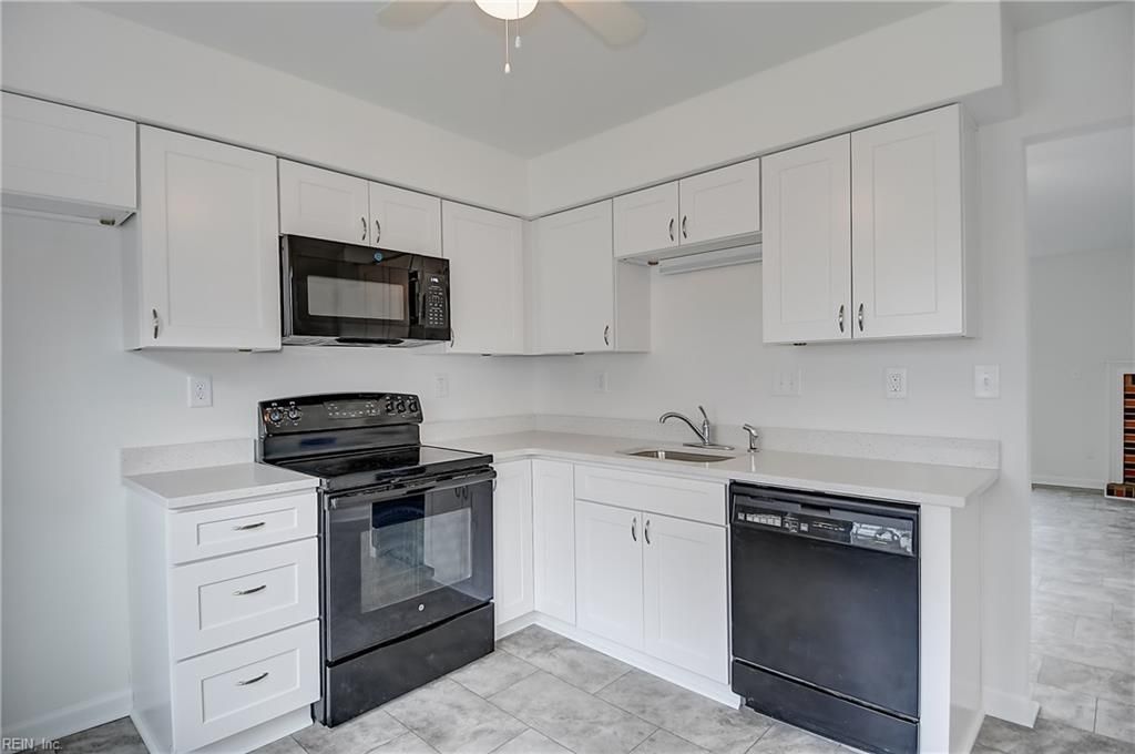 Photo of 1 Romsey Circle, Chesapeake, VA 23320 (MLS # 10616601)