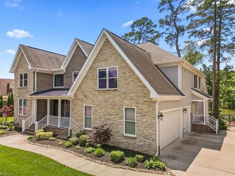 1301 Knights Bridge LN Virginia Beach VA 23455