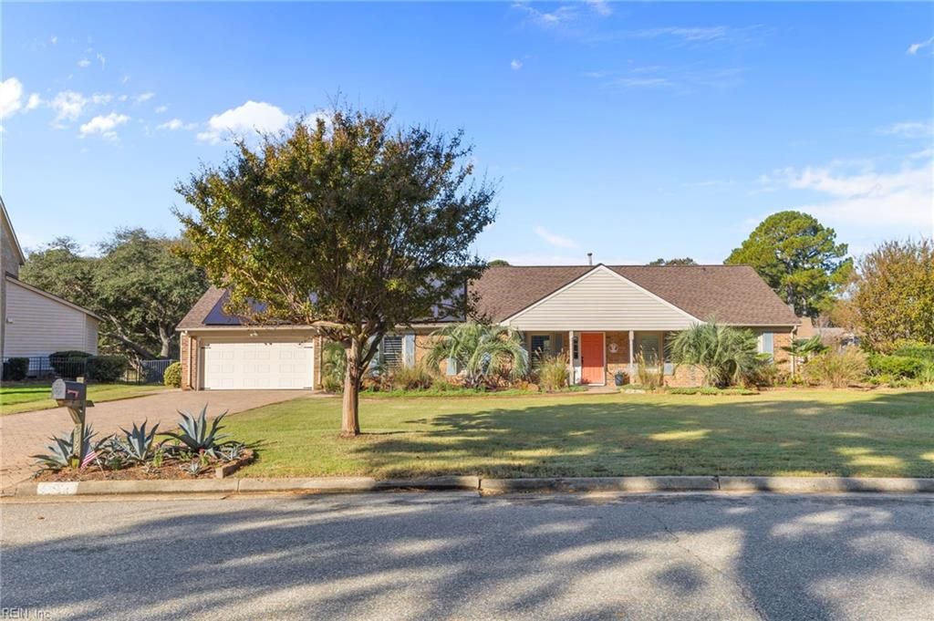 Photo of 2129 W Kendall Circle, Virginia Beach, VA 23451 (MLS # 10607689)